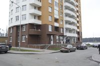 В Киеве женщина выбросилась из окна девятого этажа